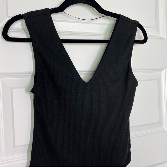 New AFRM Mooni Ribbed Double V-neck Sleeveless Bodysuit In Black Size Small - Picture 5 of 11